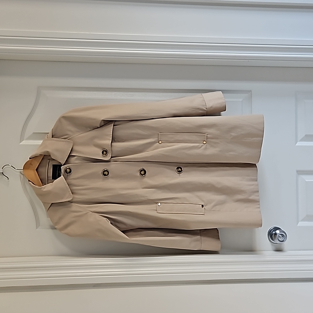 Trench coat